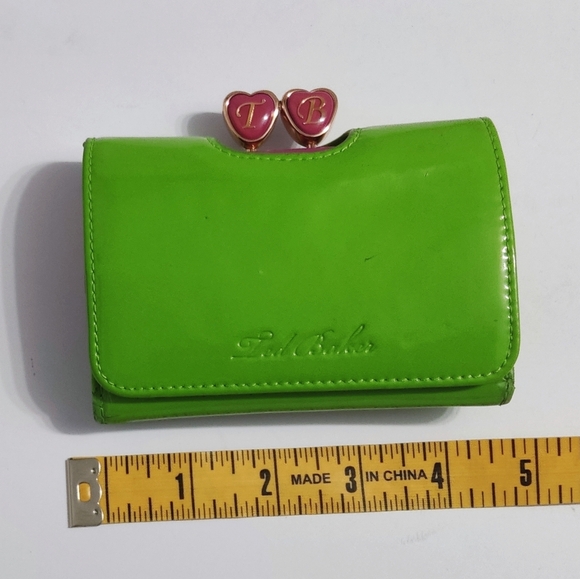 Ted Baker Women's Pink and Green Leather Wallet. Pre-owned. - Picture 11 of 12